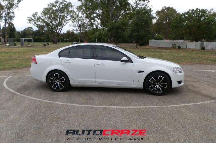 HOLDEN-COMMODORE-VE-SEDAN-ULTIMATE-MATTE-BLACK-OR-POLISH-ACCENTS